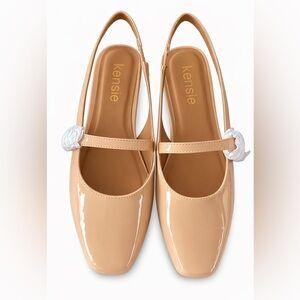Kensie Felicity Patent Mary Jane Flats Size 7  NEW Cream Patent Leather
